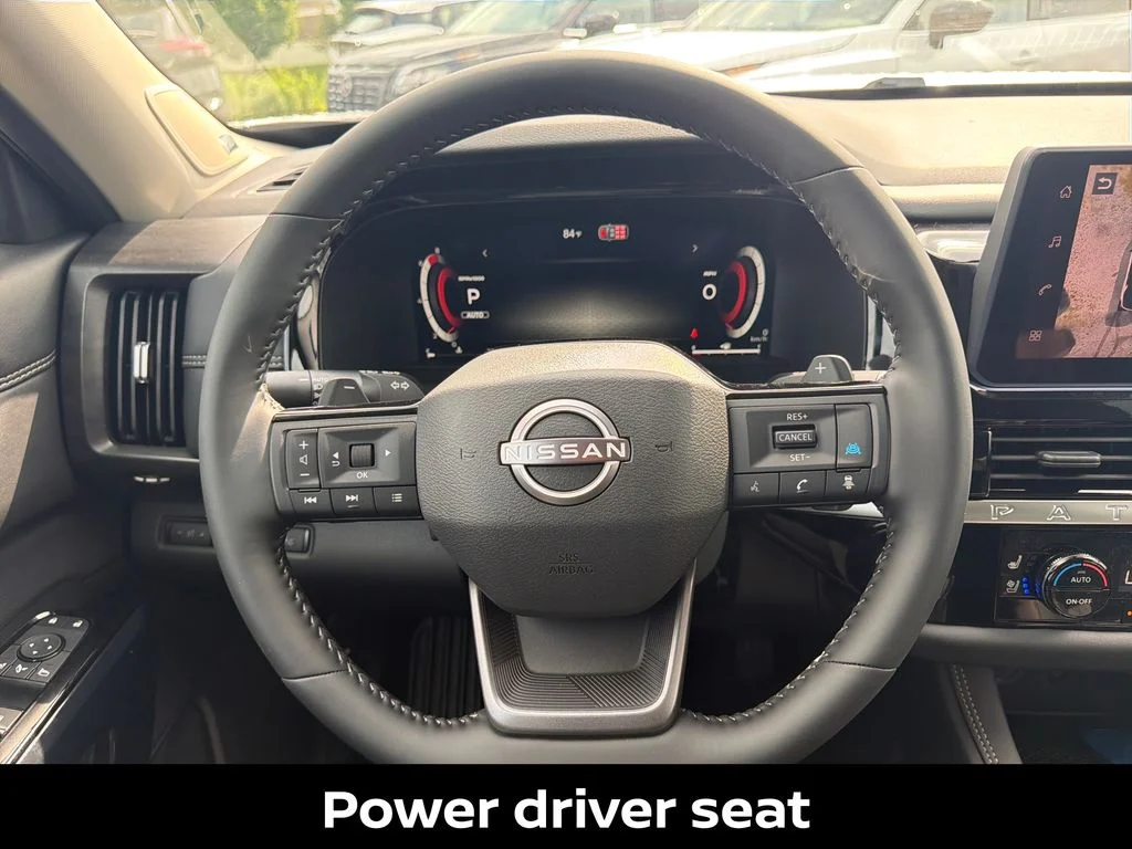 New 2026 White Nissan Platinum image 18