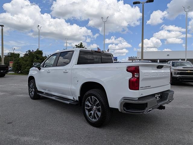 New 2026 Summit White Chevrolet LT image 5