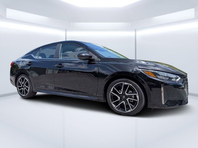 2024 Nissan Sentra SR CVT's photo