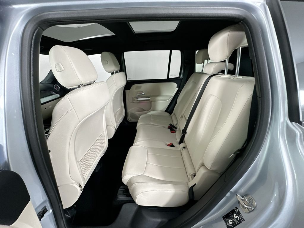 Used 2026  Mercedes-Benz GLB 250 image 23