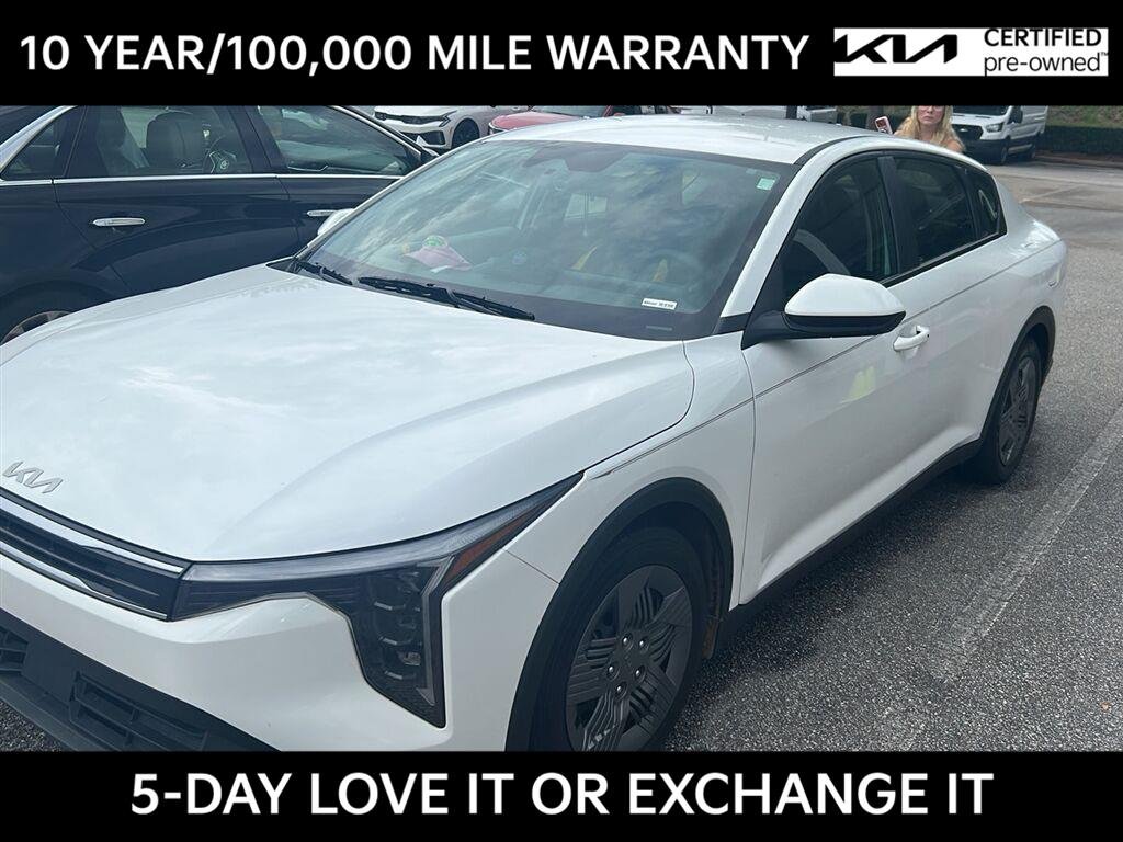 Certified Used 2025 Snow White Pearl Kia LX image 2