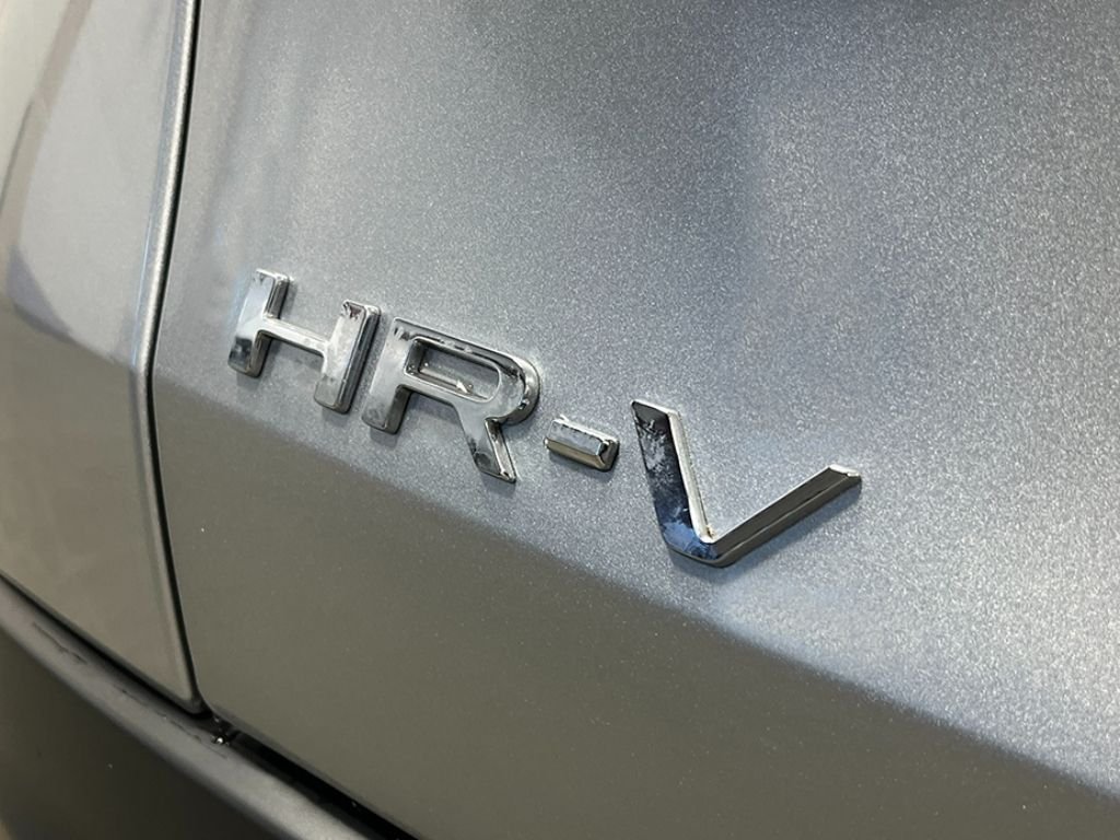New 2027 Solar Silver Metallic Honda LX image 6