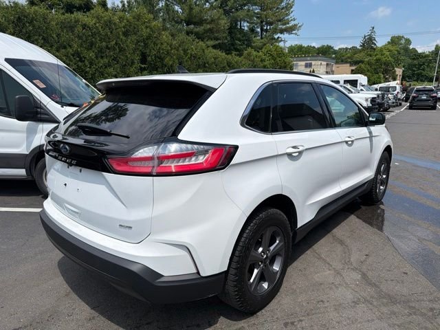 Used 2022 White Ford SEL image 6