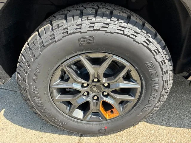 New 2026 Agate Black Metallic Ford Tremor® image 17