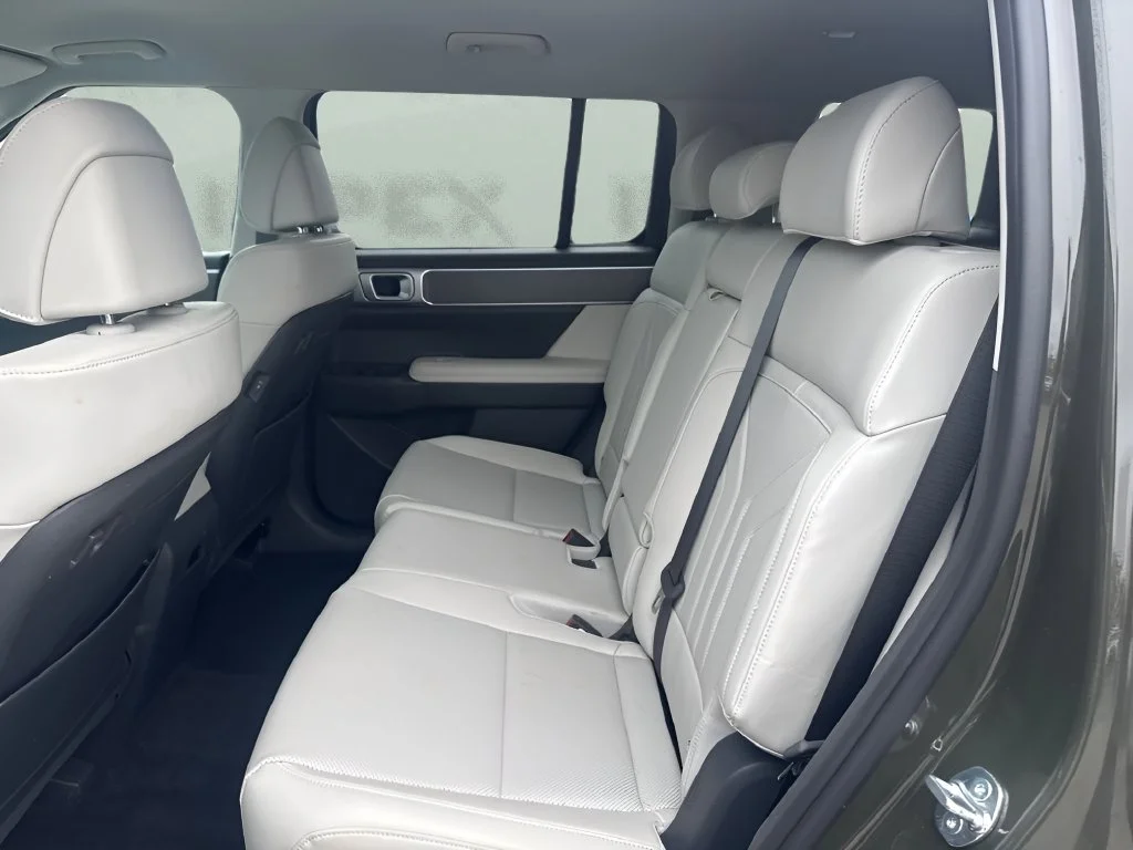 Used 2026 Green Hyundai SEL image 10