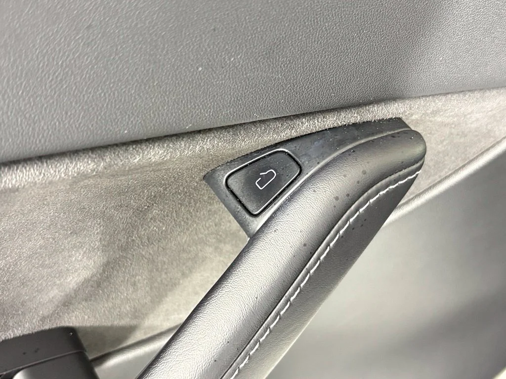 Used 2021 White Tesla Long Range image 14
