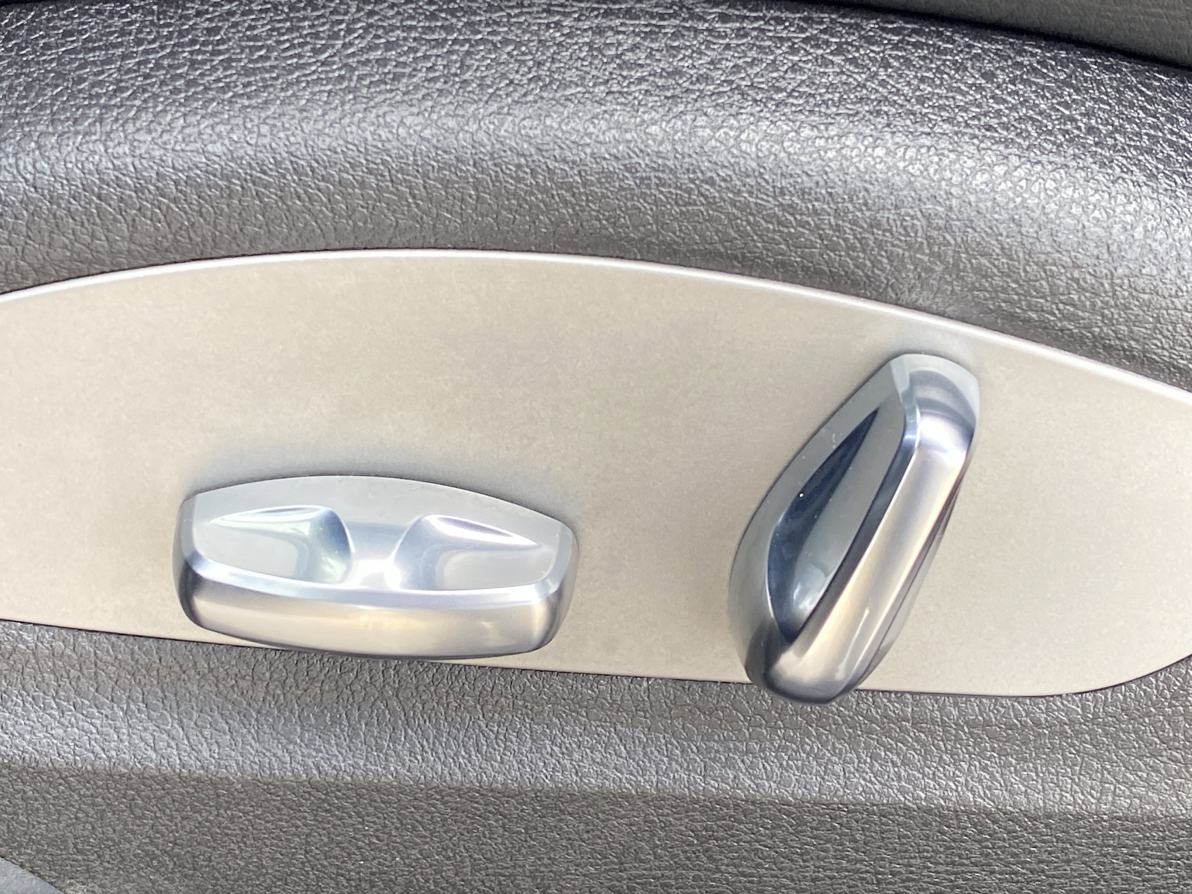 2024 Porsche Macan Base - Photo 19