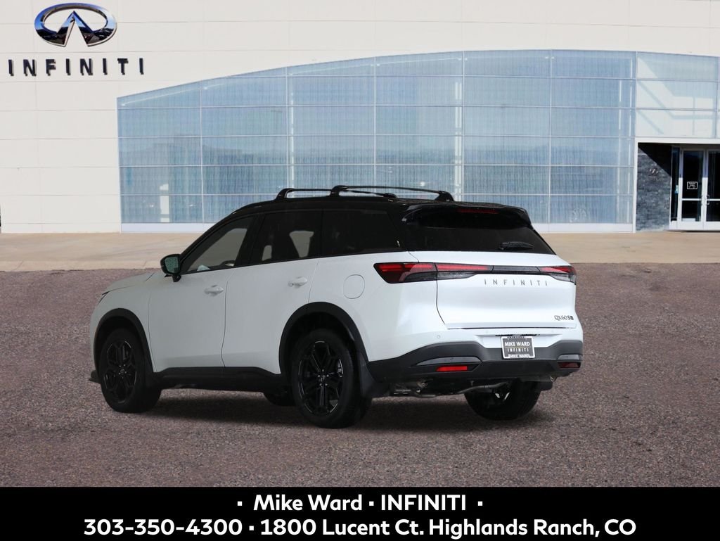 New 2026 2T RAD WHT INFINITI Sport AWD image 3