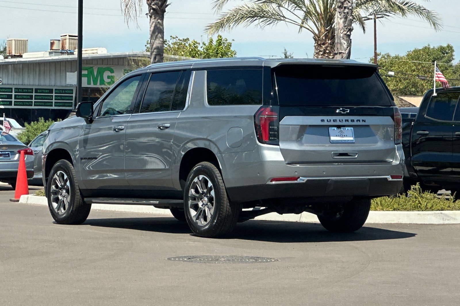 2026 Chevrolet Suburban LS - Photo 6