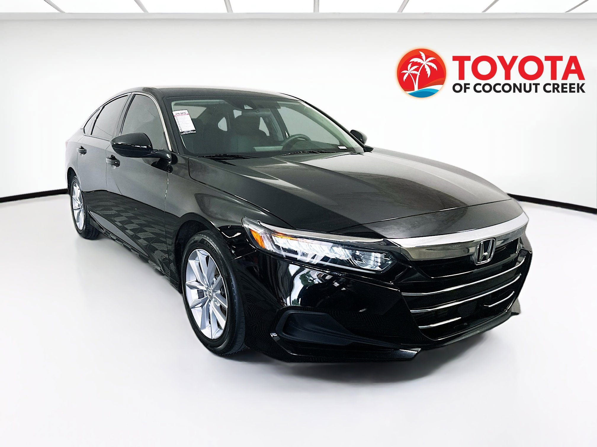 2021 Honda Accord thumbnail 3