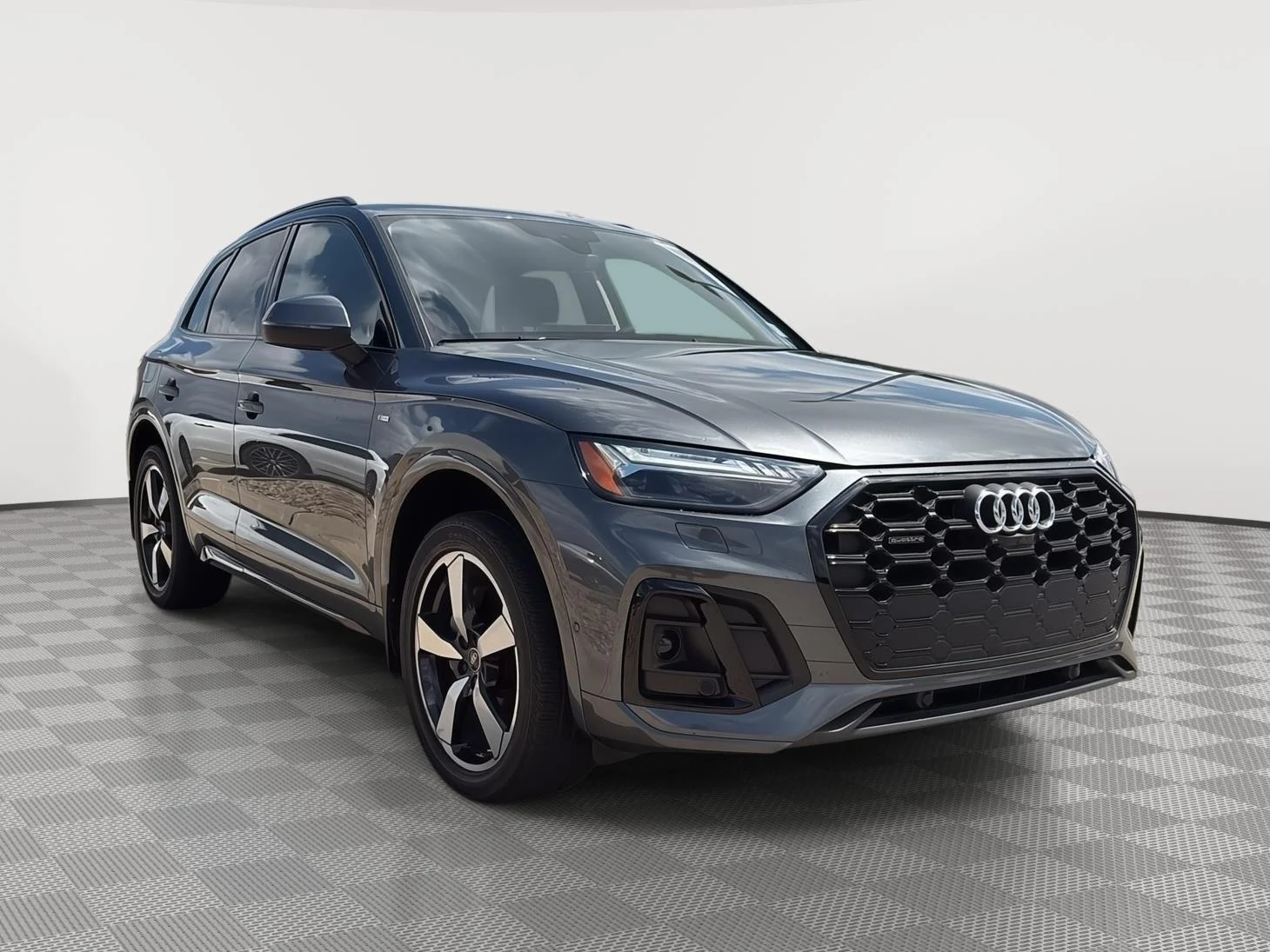 Used 2023 Daytona Gray Pearl Effect Audi S line Prestige image 1