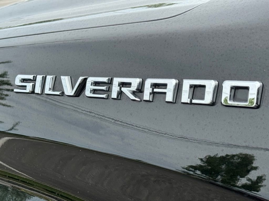 Used 2023 Black Chevrolet RST image 10