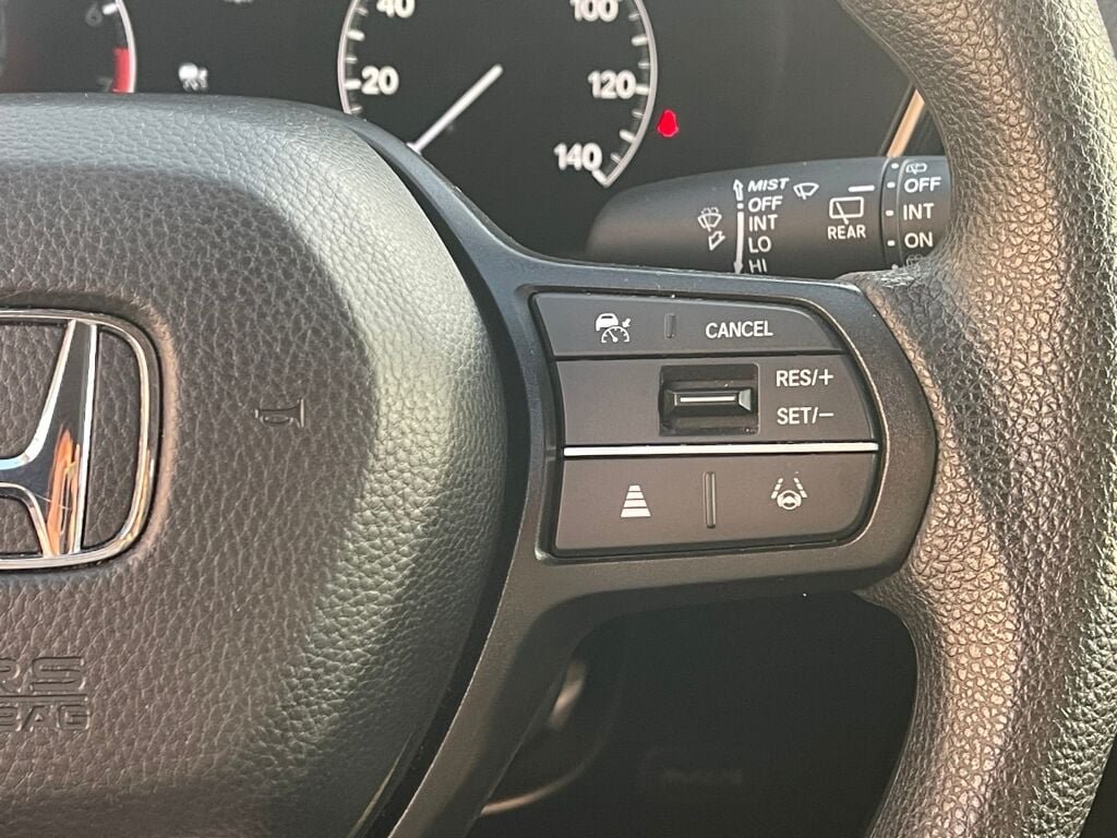 Used 2025 Urban Gray Pearl Honda LX image 18