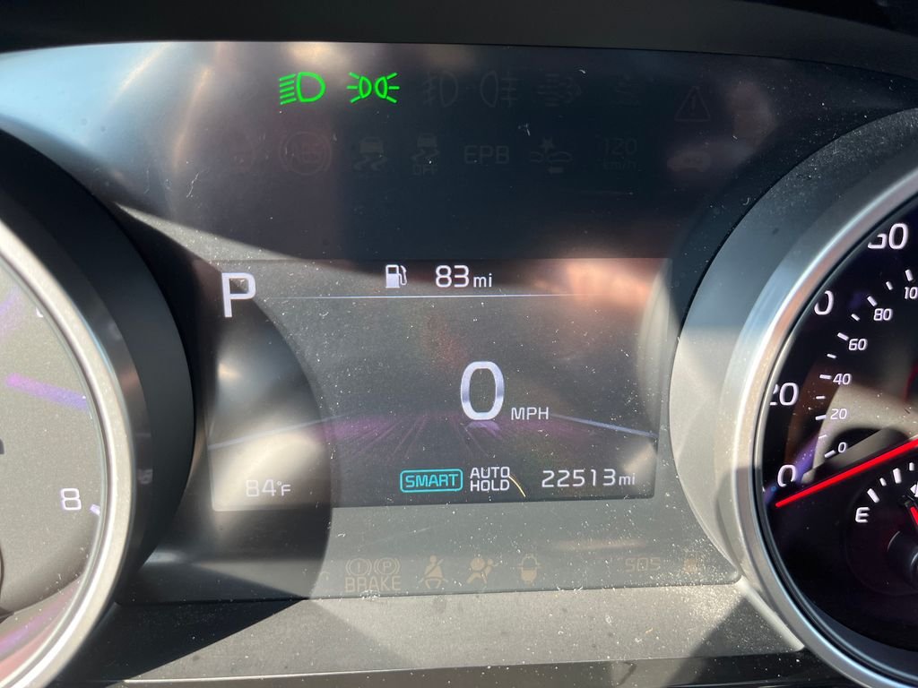 Used 2023 Red Kia EX image 16