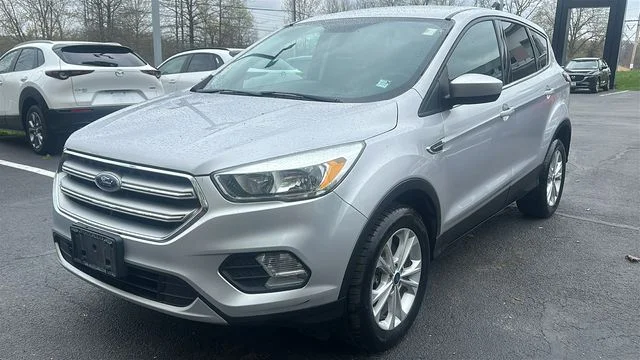 Used 2017 Ford Escape SE with VIN 1FMCU9G90HUA44297 for sale in Rensselaer, NY