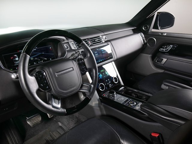 Used 2020 Black Land Rover Autobiography image 17