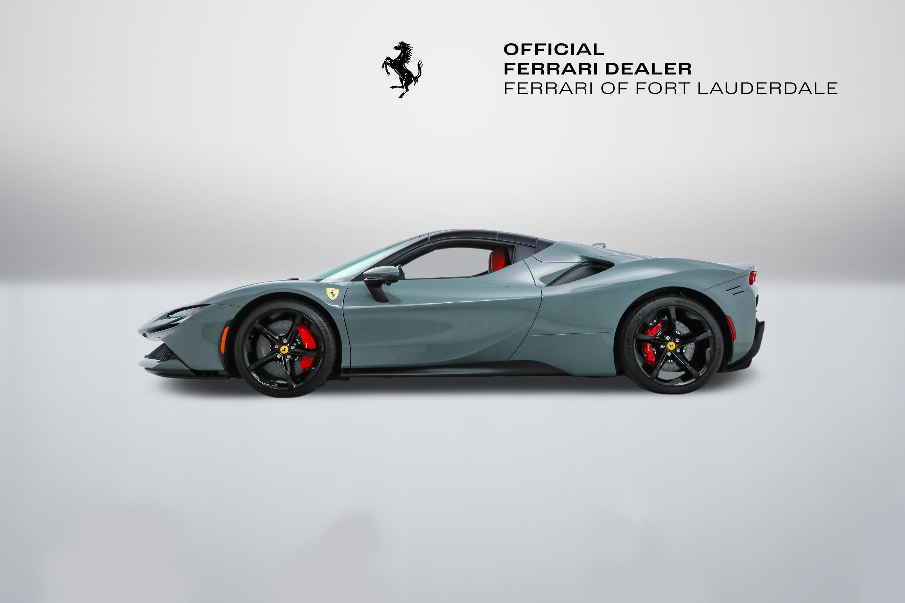 Certified Used 2025 Grigio Medio Ferrari  image 7