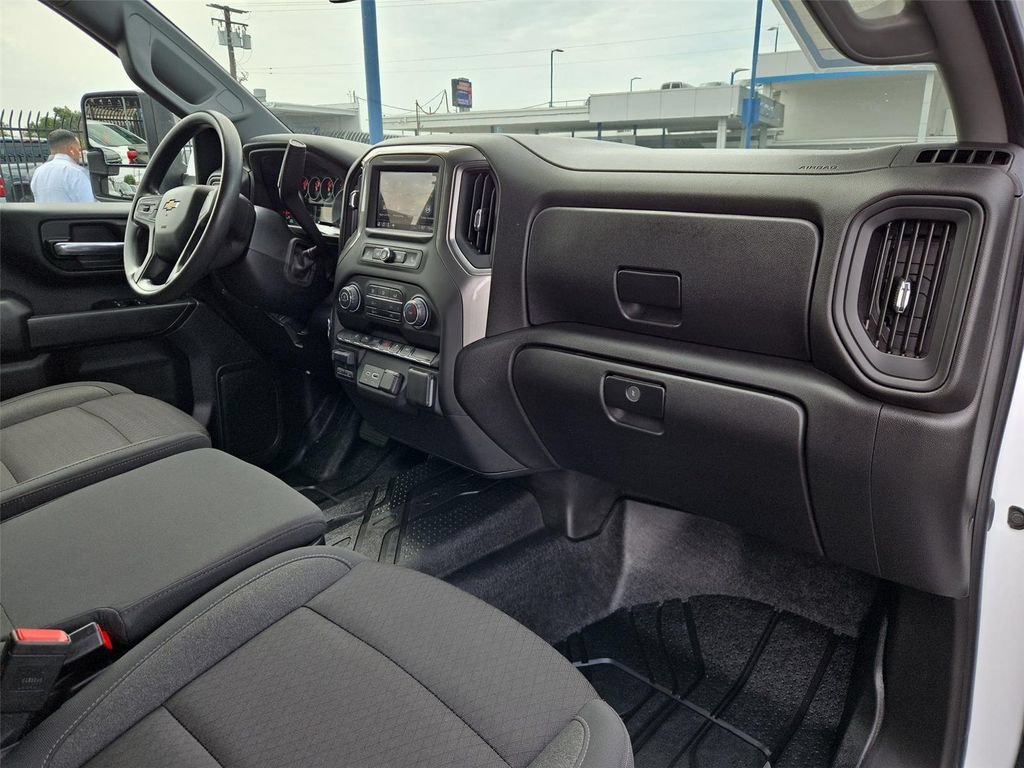2026 Chevrolet Silverado 2500HD Custom - Photo 20