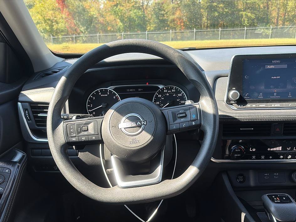 Used 2024 Gun Metallic Nissan SV image 30
