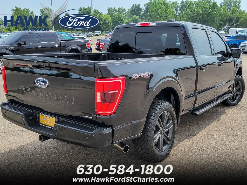 Used 2023 Black Metallic Ford XLT image 6