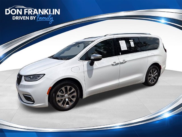 2026 Chrysler Pacifica Hybrid Pinnacle