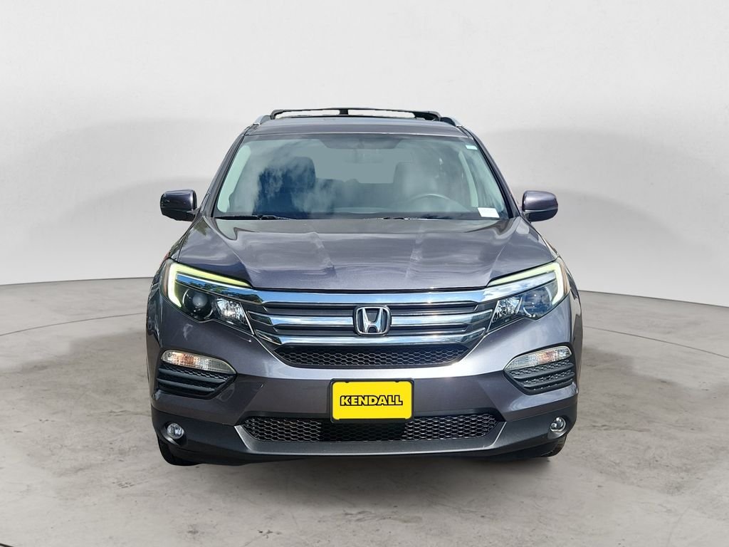 Used 2018  Honda EX image 2