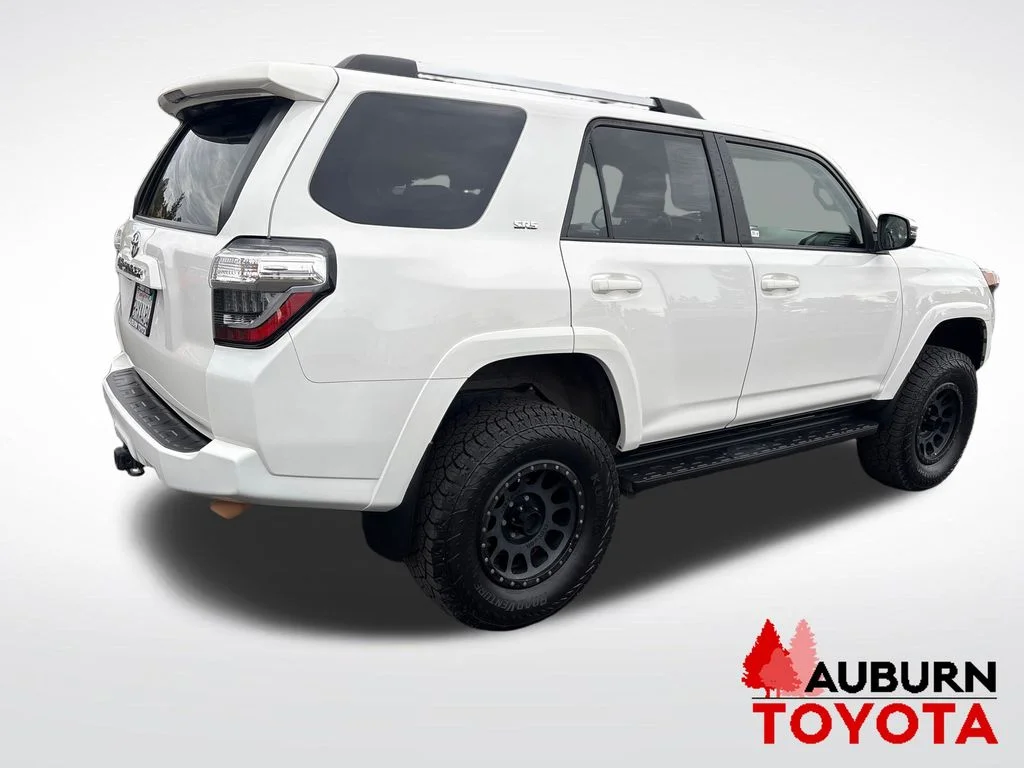 Used 2019 Ice Cap Toyota SR5 Premium image 7