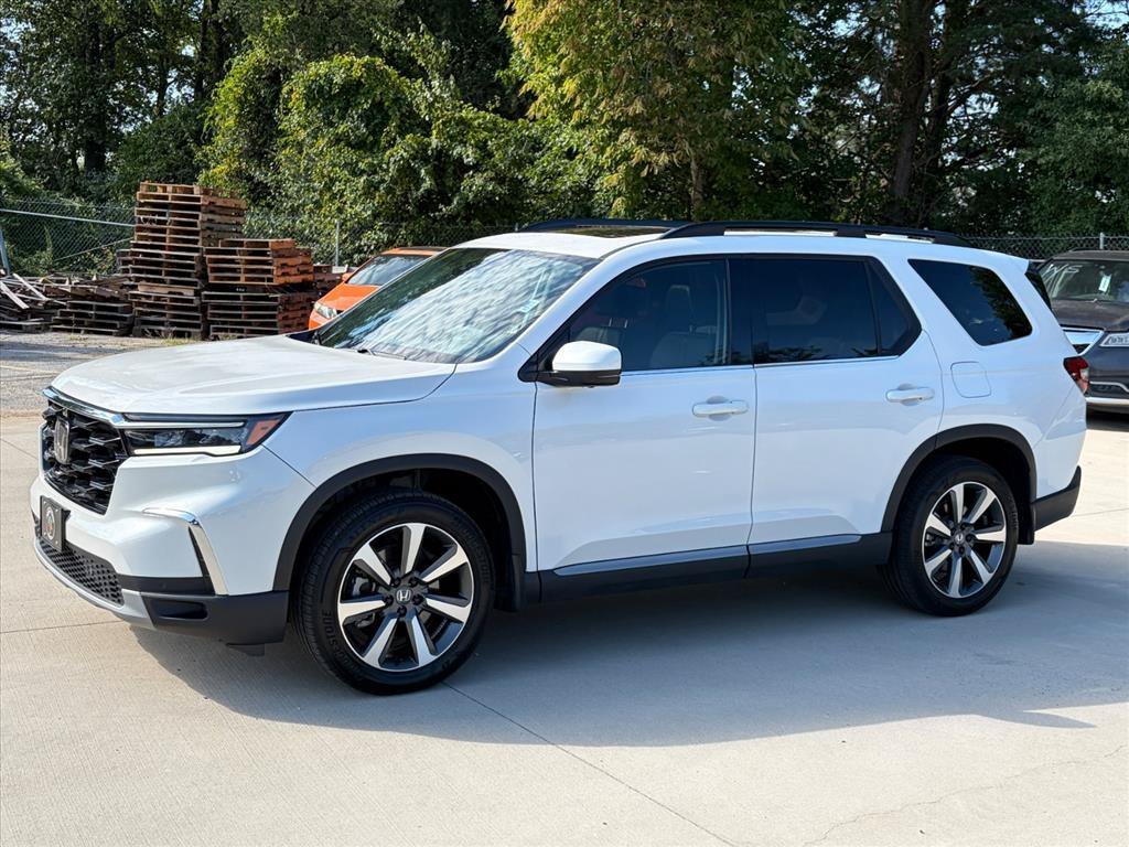 2025 Honda Pilot Elite - Photo 28