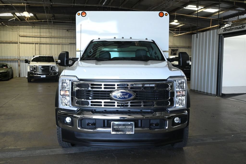 New 2026 Oxford White Ford XL image 3