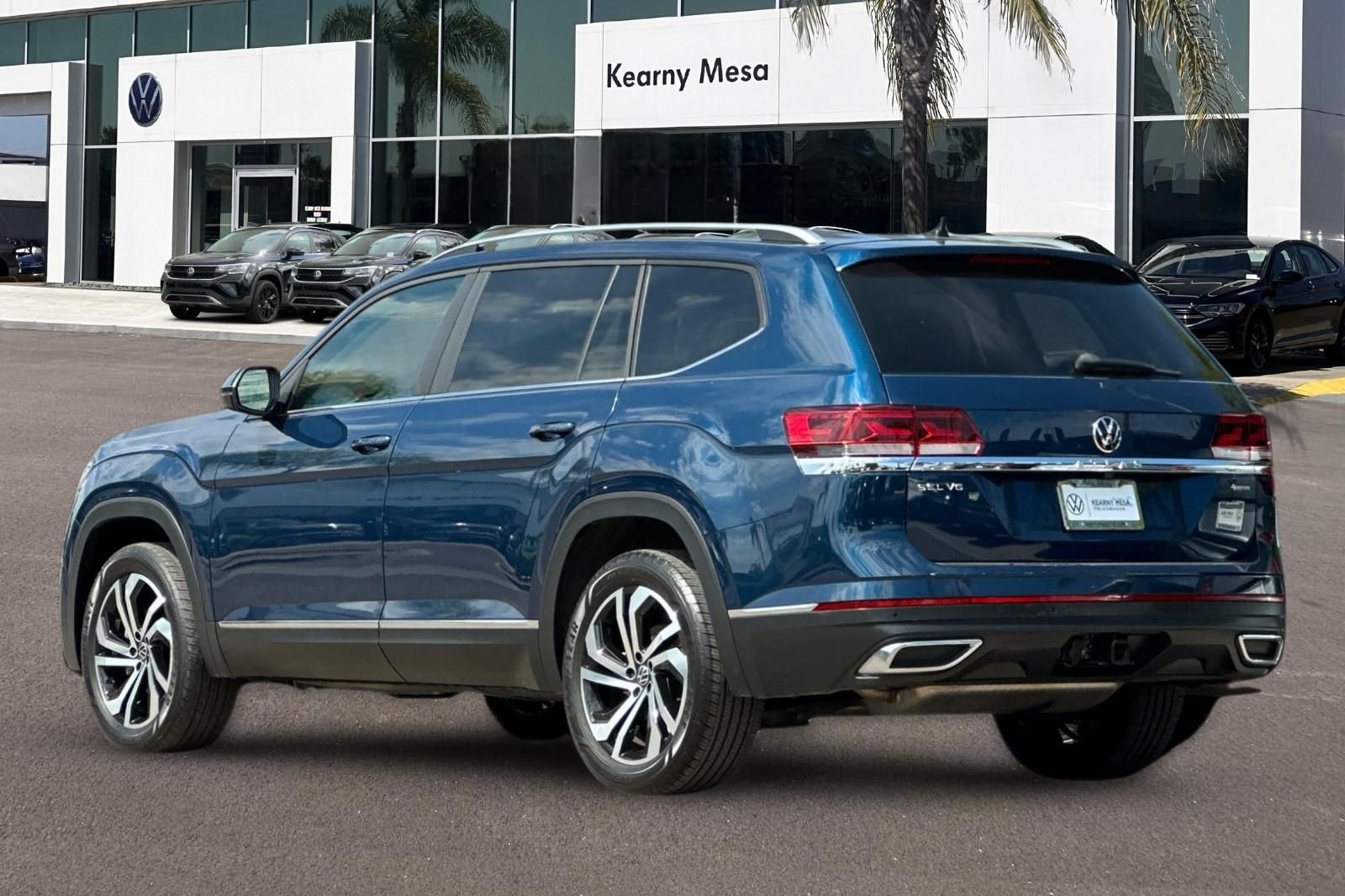 Certified Used 2023 Blue Metallic Volkswagen SEL image 6
