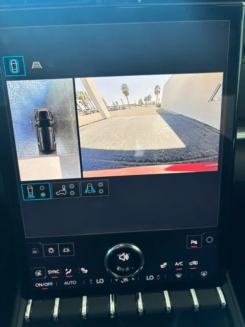 Used 2025 Red GMC Elevation image 12