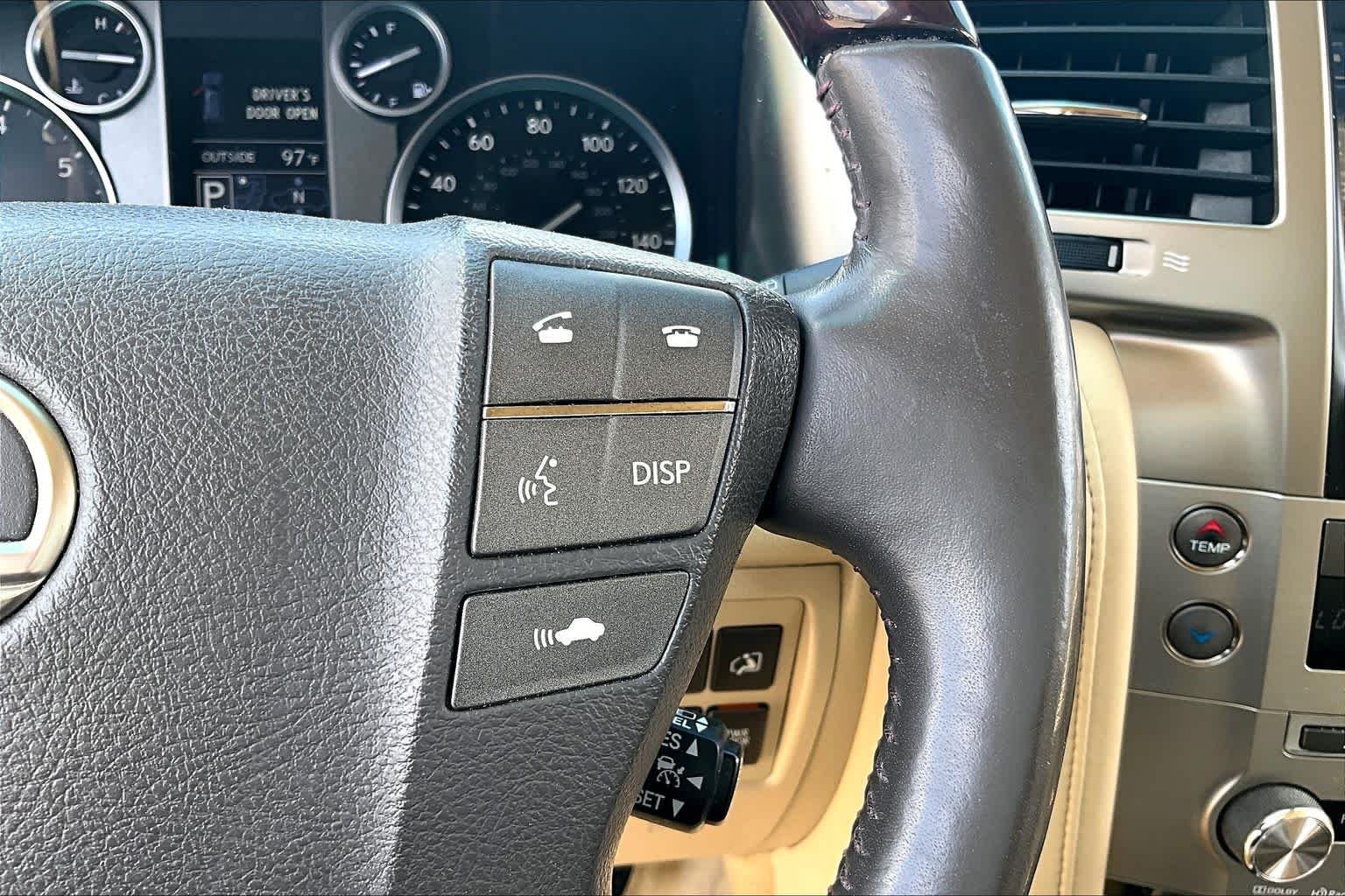 Used 2014 Starfire Pearl Lexus  image 22