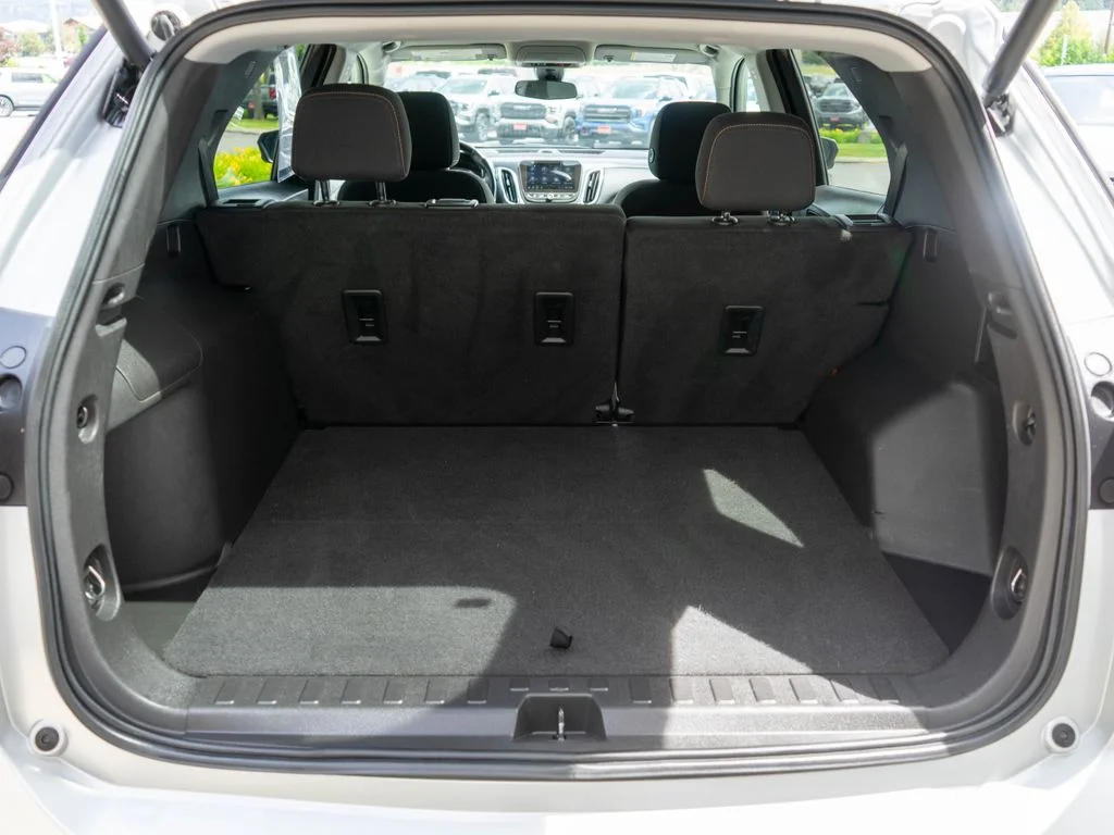 Used 2021 Silver Chevrolet LT image 32