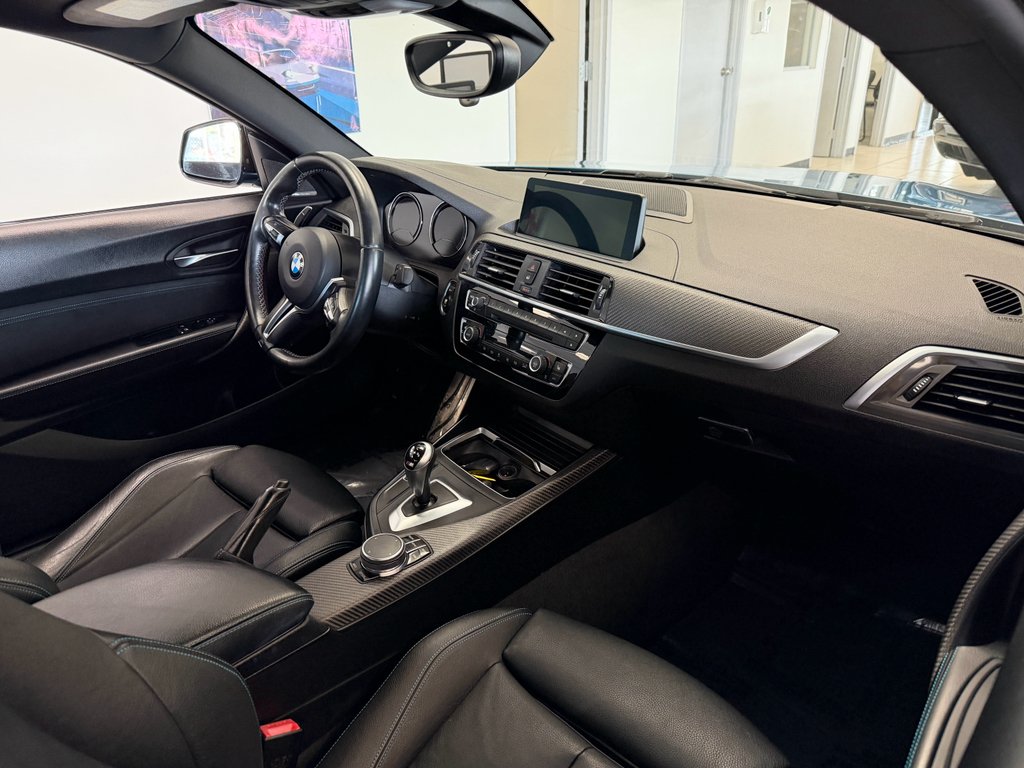 Used 2018 Long Beach Blue Metallic BMW Base image 31
