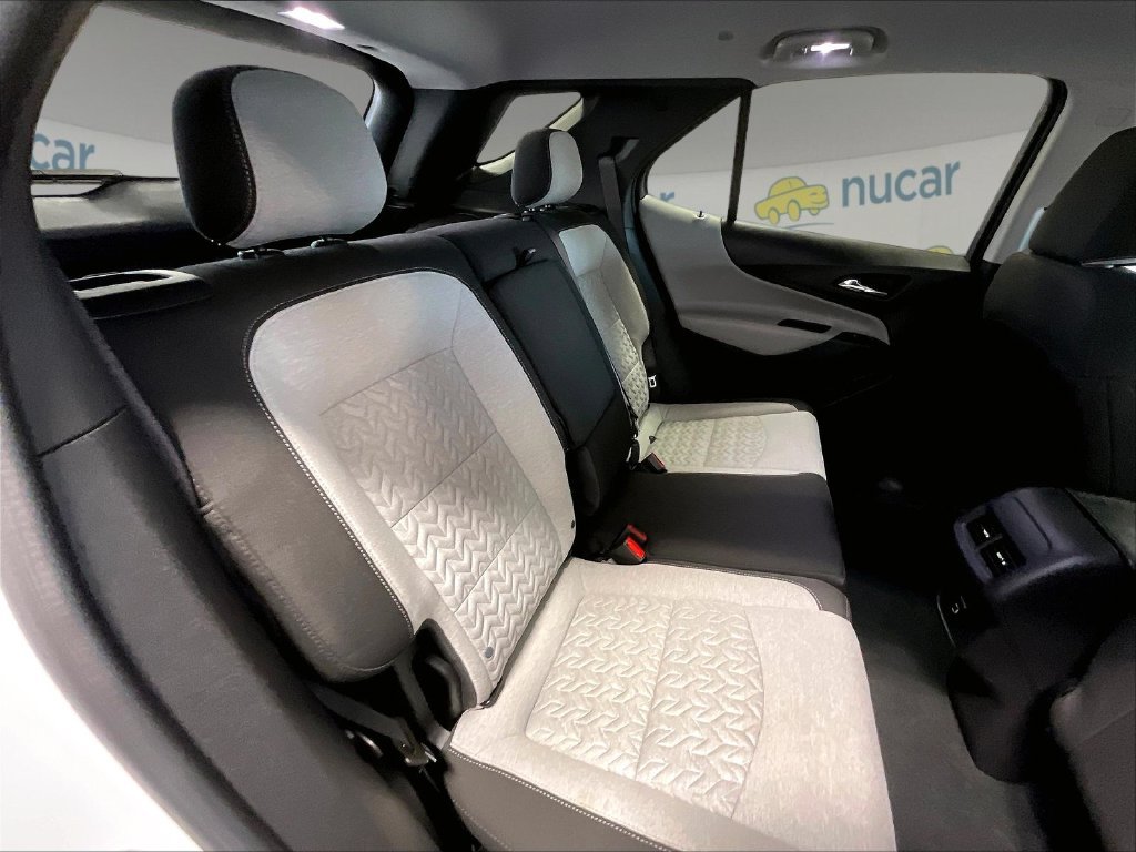 Used 2024 Summit White Chevrolet LT image 16