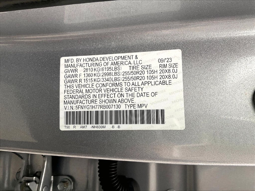 Used 2024 Lunar Silver Metallic Honda Touring image 35