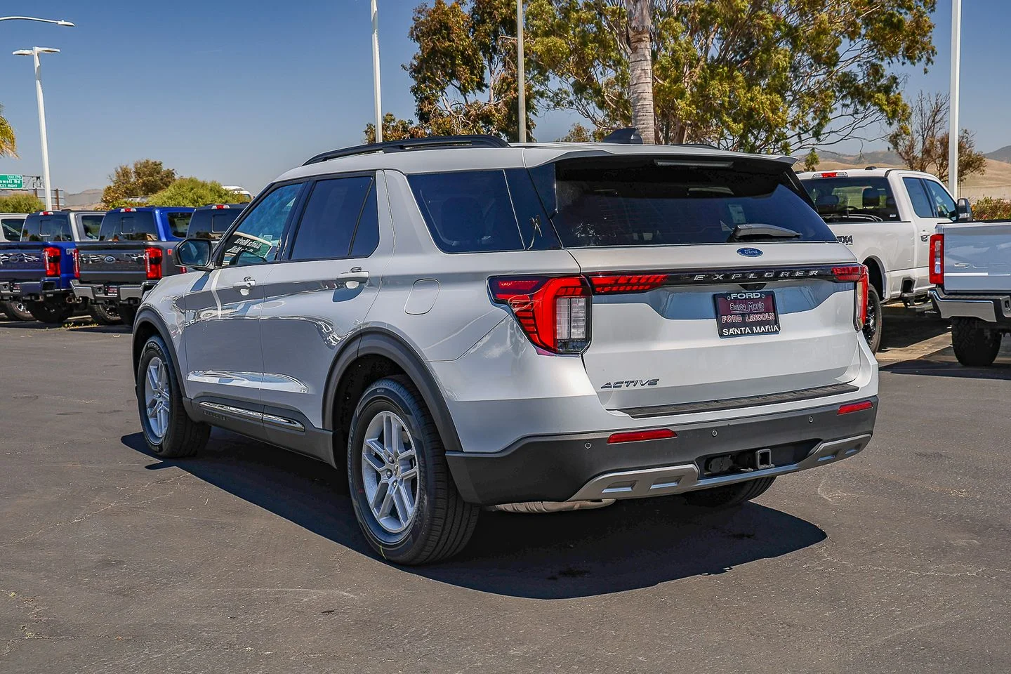 New 2026 Space White Metallic Ford Active image 6