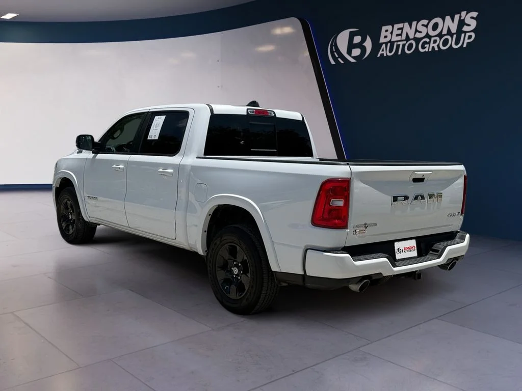 Used 2025 White Ram Big Horn/Lone Star image 3