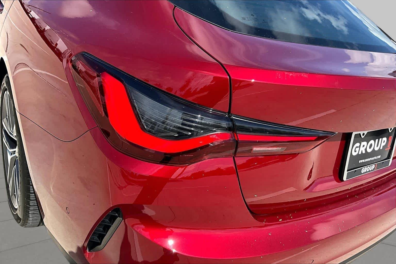Used 2026 Vegas Red Metallic BMW 430i image 27