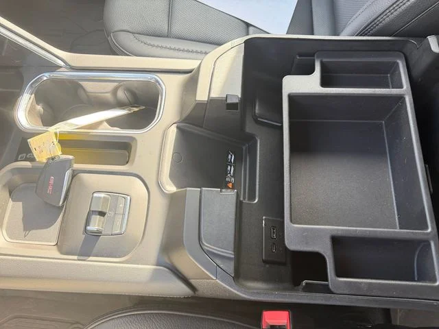 Used 2024 Black GMC Denali image 34