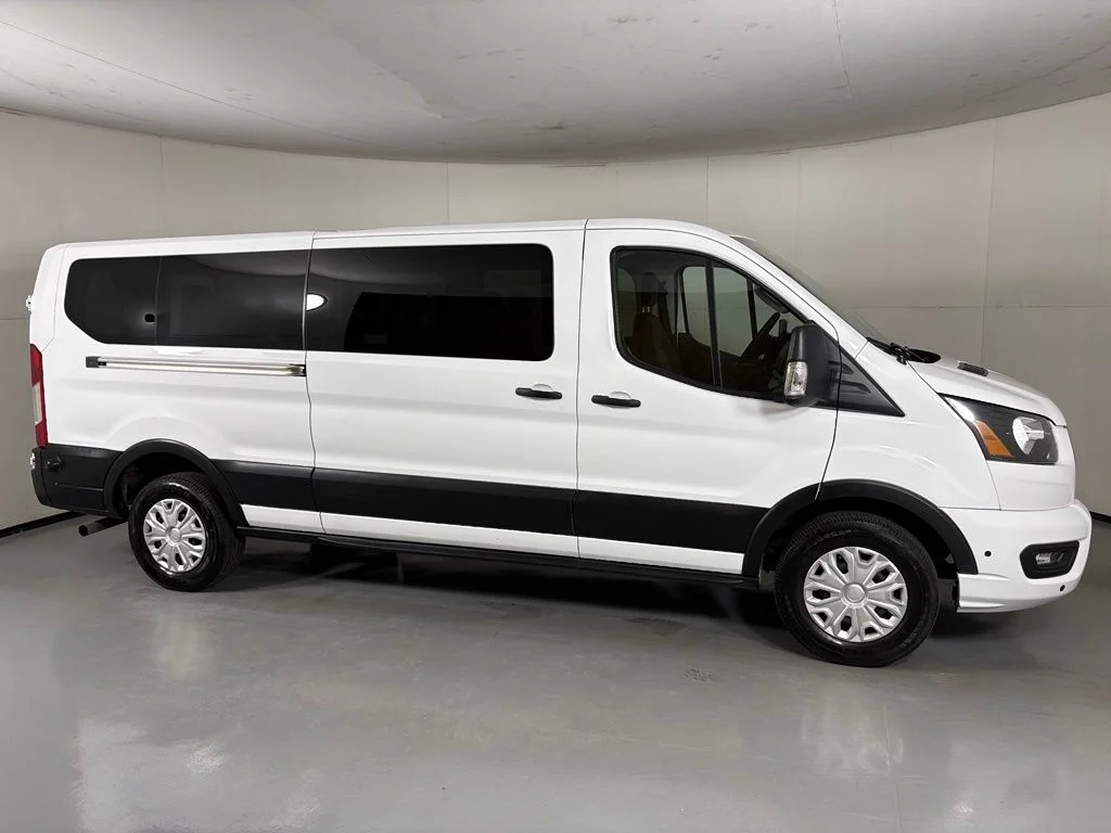 Used 2024 White Ford XLT image 9