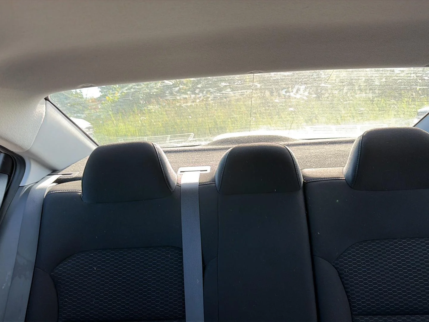 Used 2019 Machine Gray Hyundai SE image 11
