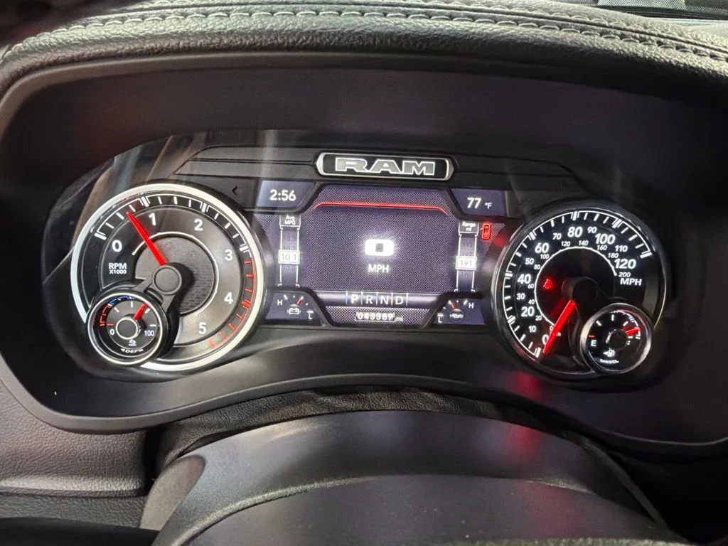 Used 2022 Black Ram Laramie image 24