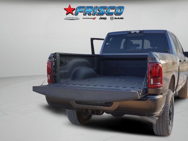 New 2026 Granite Crystal Metallic Clear-Coat Exterior Paint RAM Laramie image 36