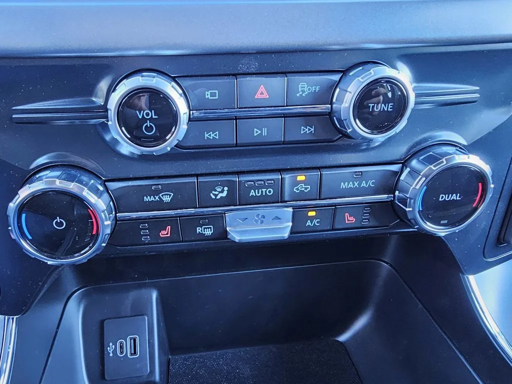 New 2026 Silver Ford XLT image 30