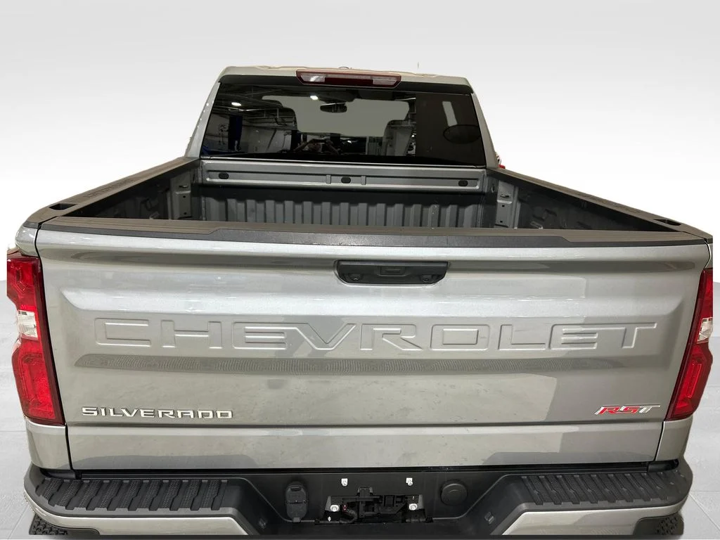 Used 2024 Gray Chevrolet RST image 4