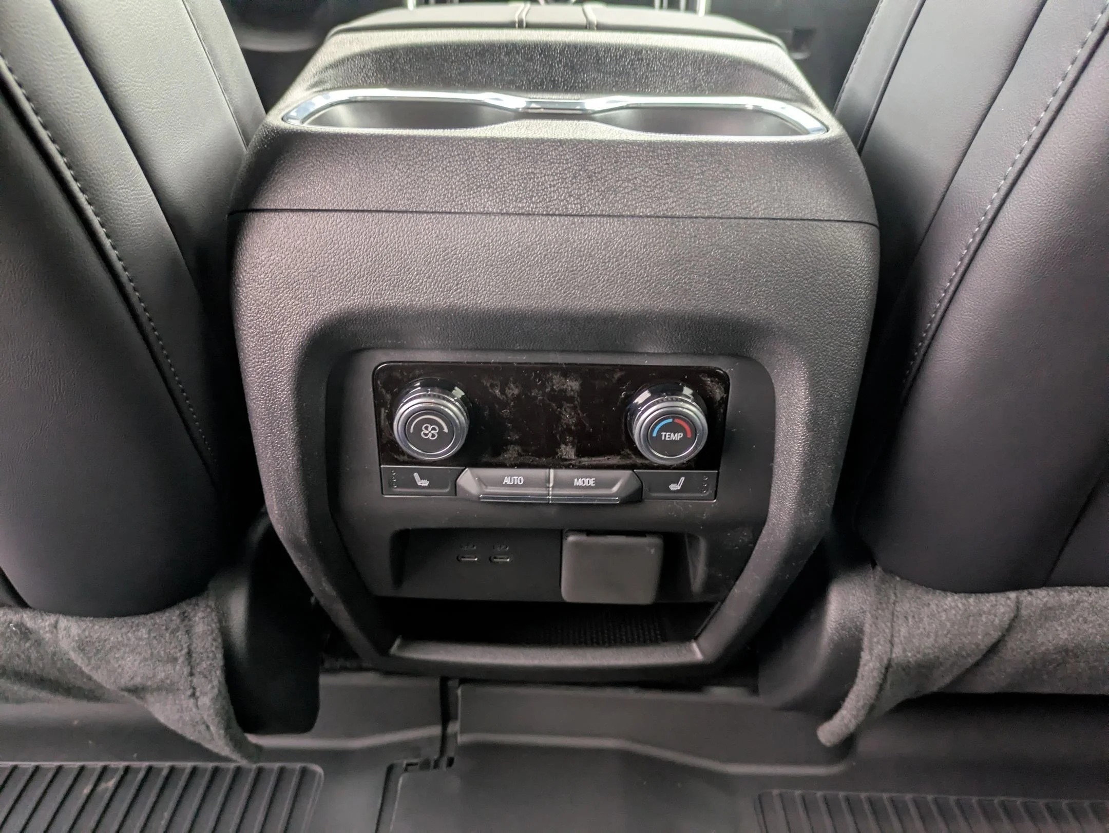 2026 GMC Acadia Elevation - Photo 11