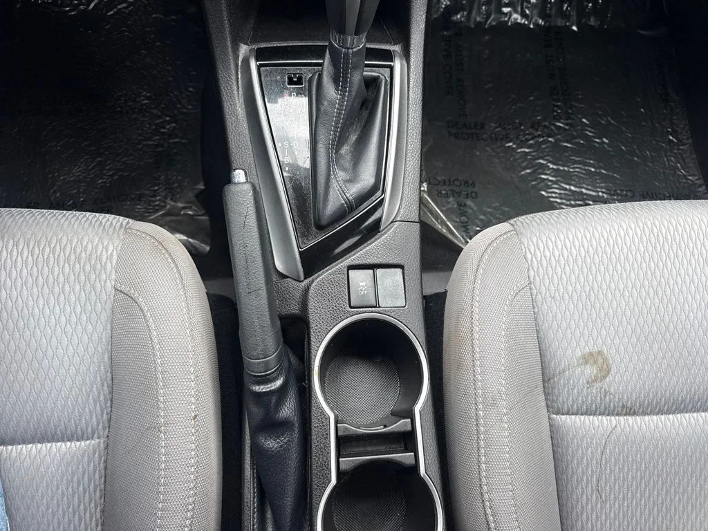 Used 2016 Classic Silver Metallic Toyota LE image 23
