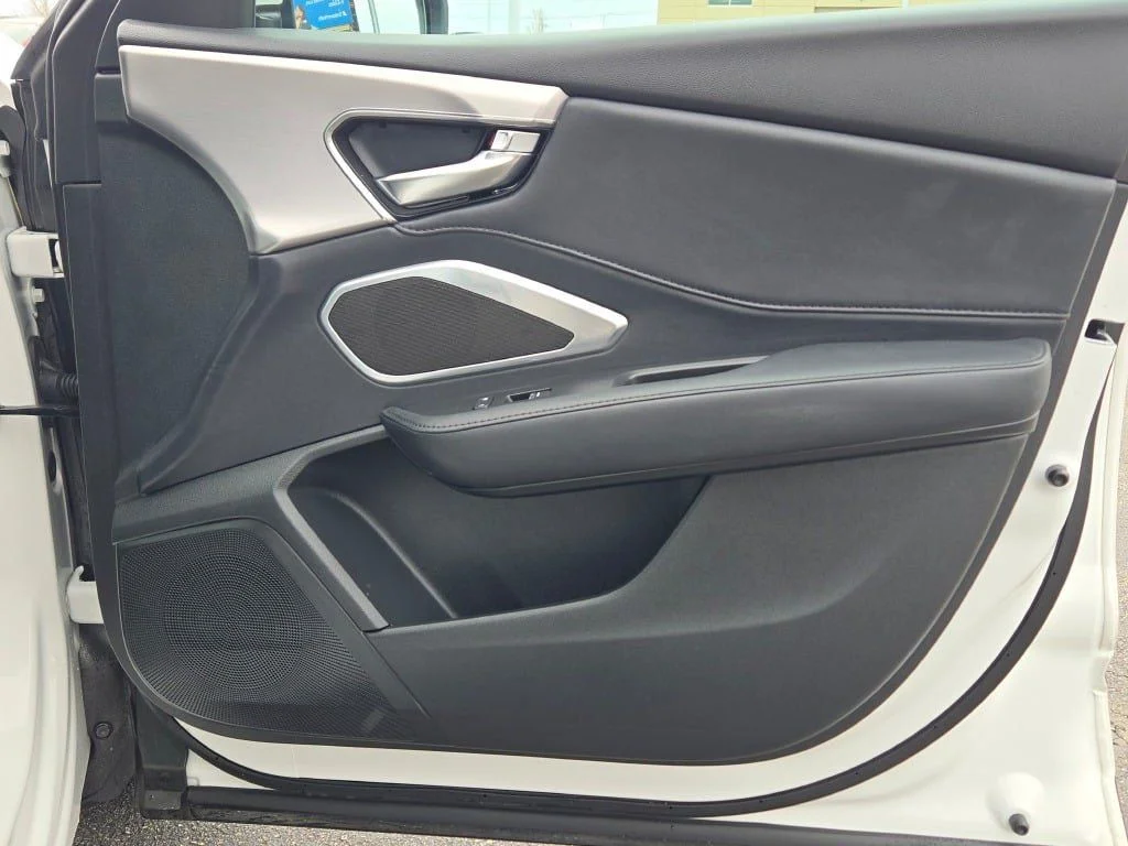 Used 2023 White Acura Base image 8