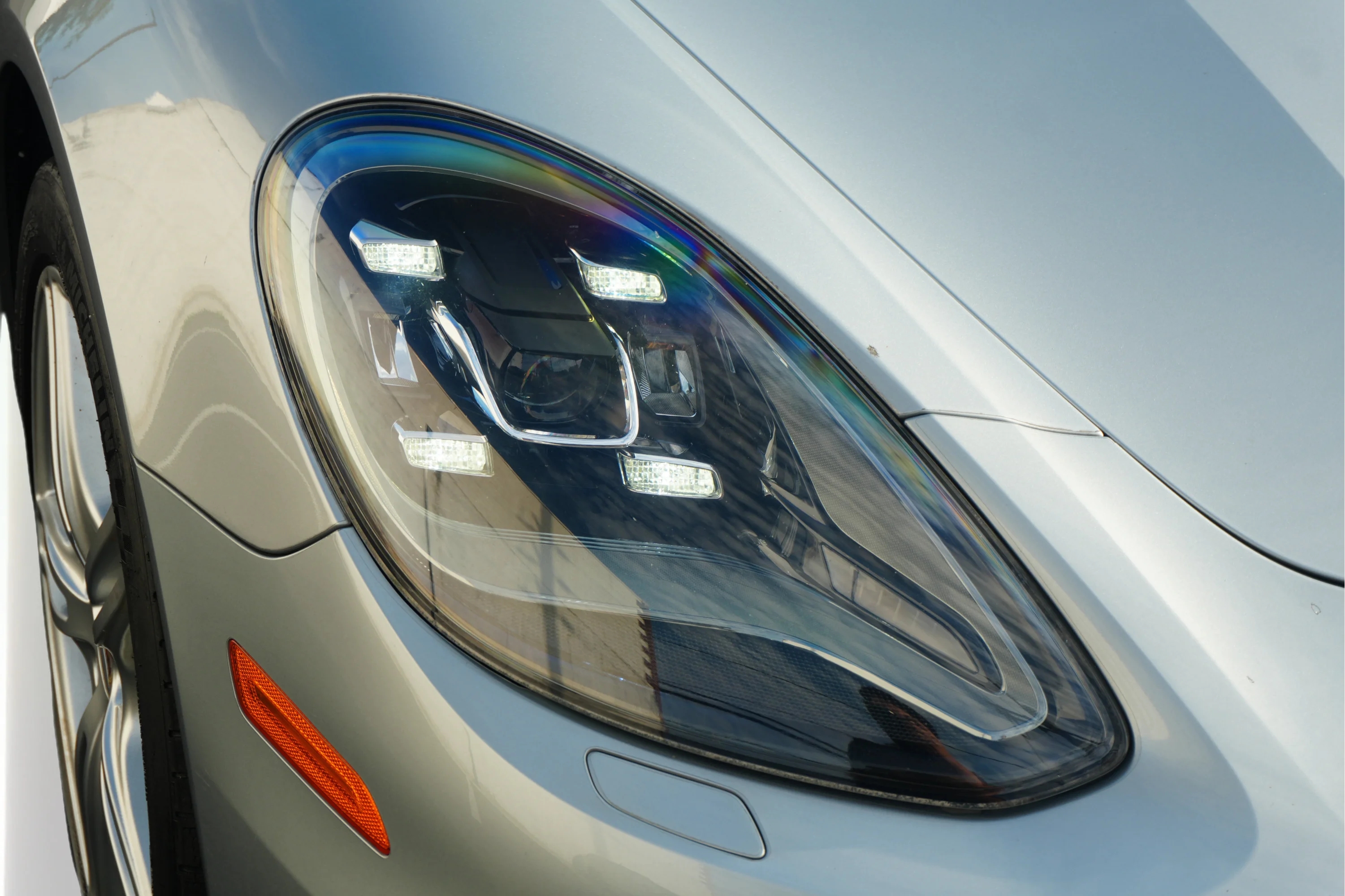 Used 2020 Dolomite Silver Metallic Porsche 4 E-Hybrid image 46